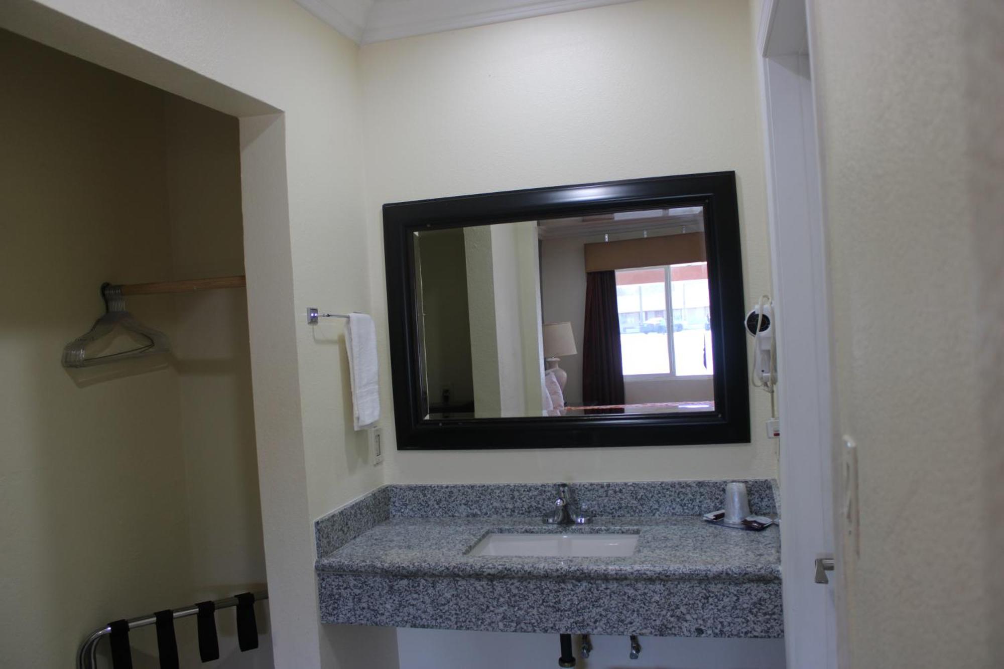 El Rancho Motel Yuma Bagian luar foto